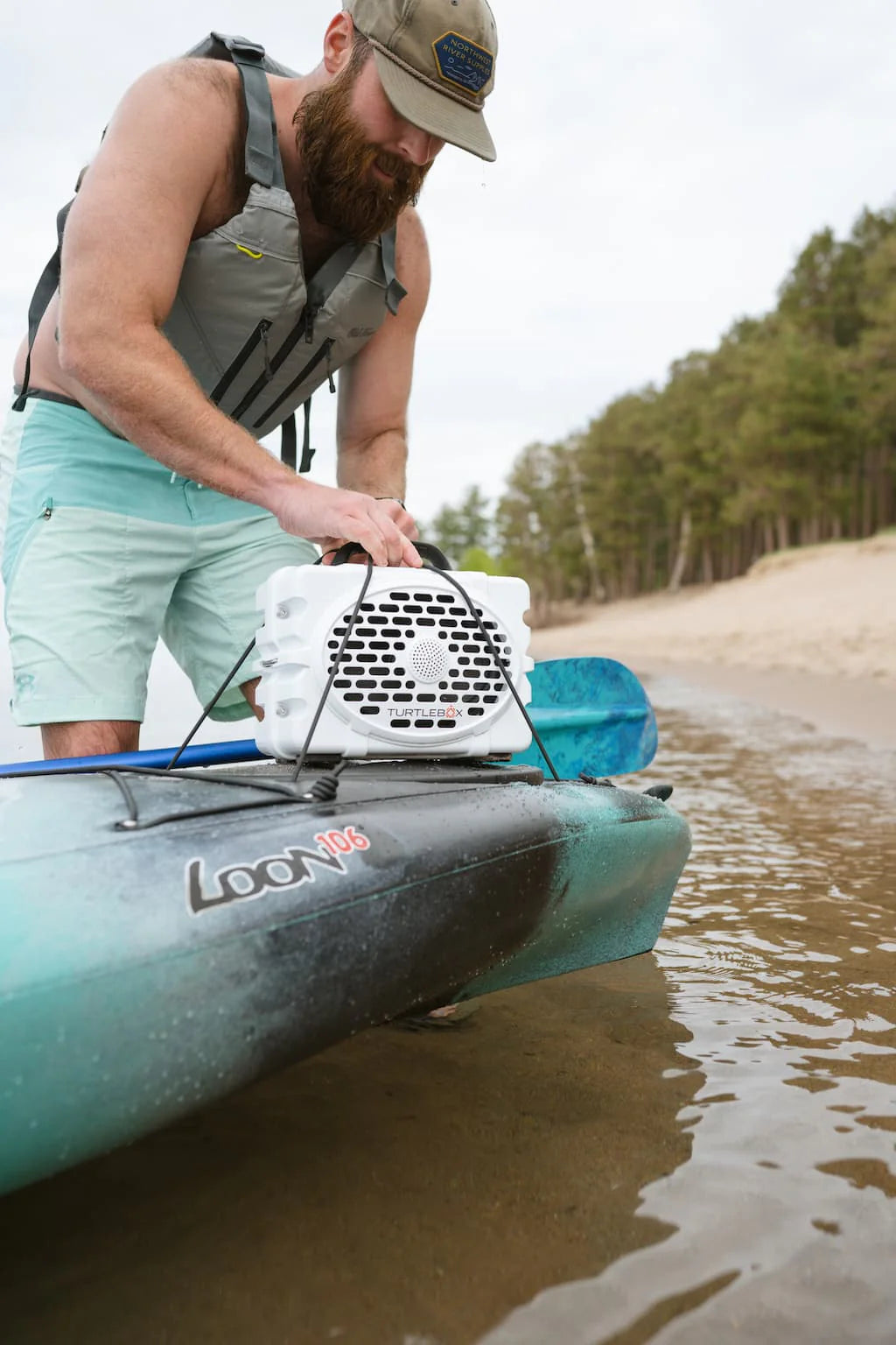Turtlebox Audio - Outdoor Speaker Gen 3 - White + Black Handle