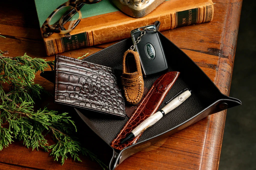 Martin Dingman - Windsor Italian Saddle Leather Dresser Valet - Camo
