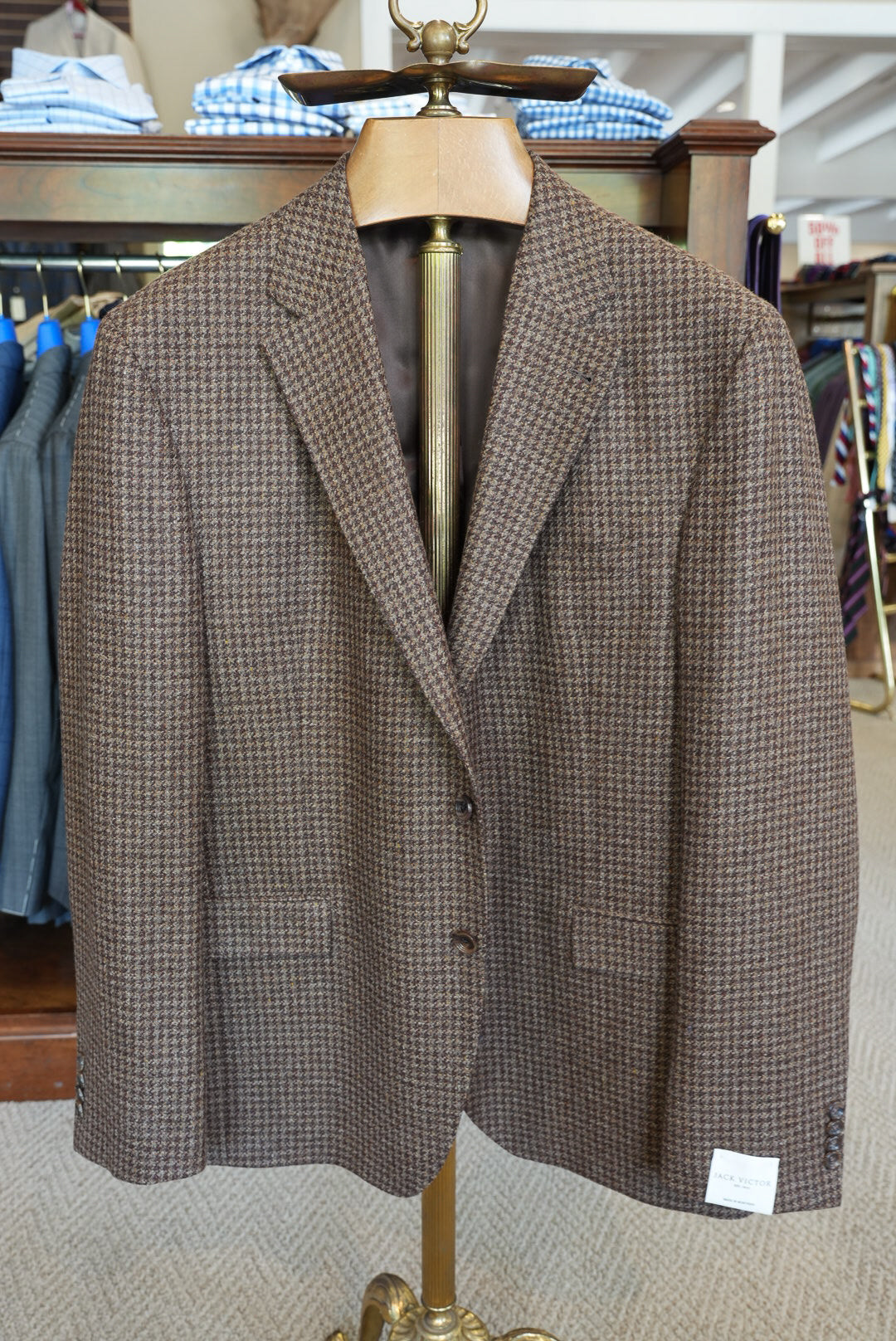 Jack Victor - Midland Sport Coat - Tan & Wine Houndstooth