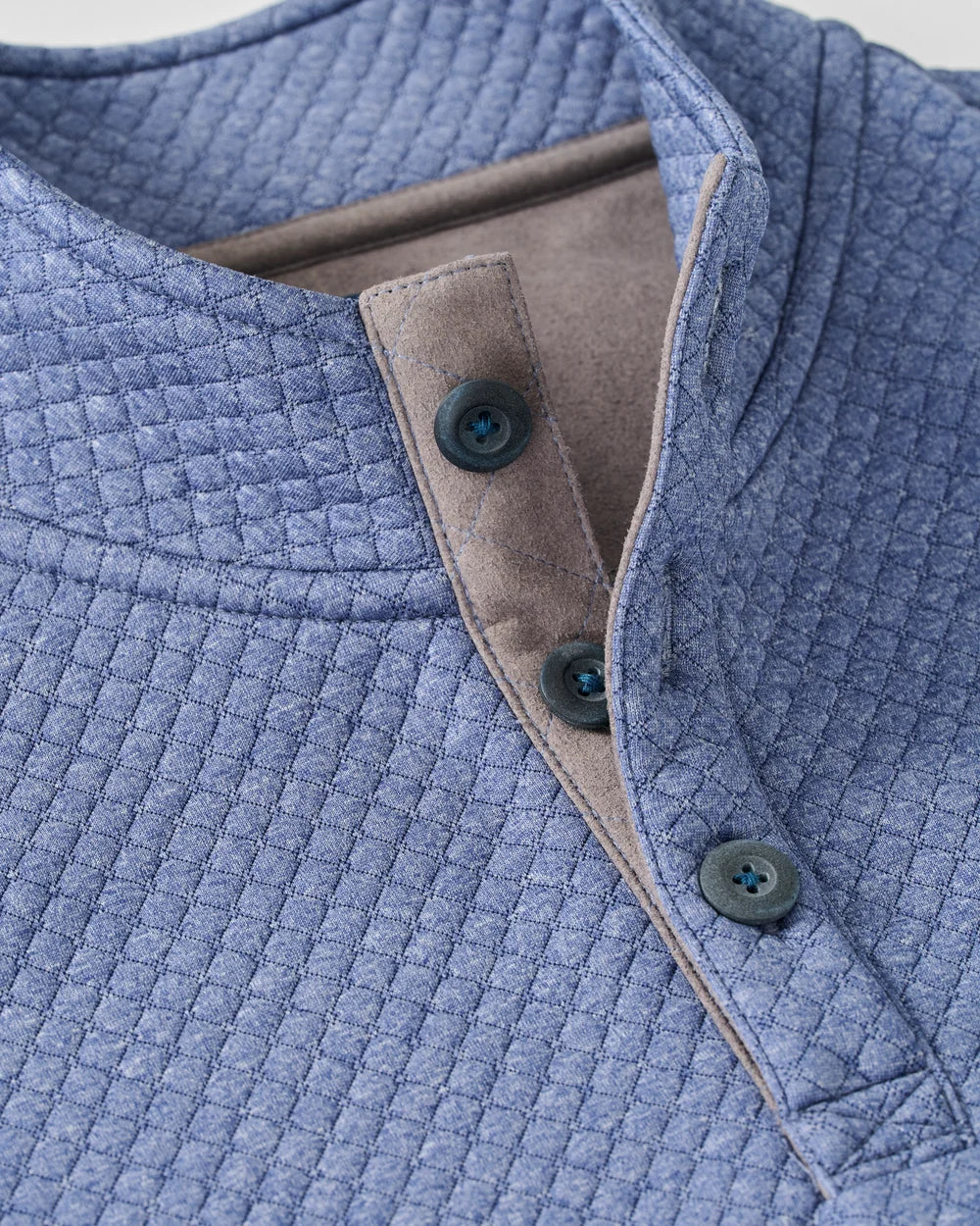 Johnnie O - Rockwells Diamond-Quilted Henley Pullover - Laguna Blue