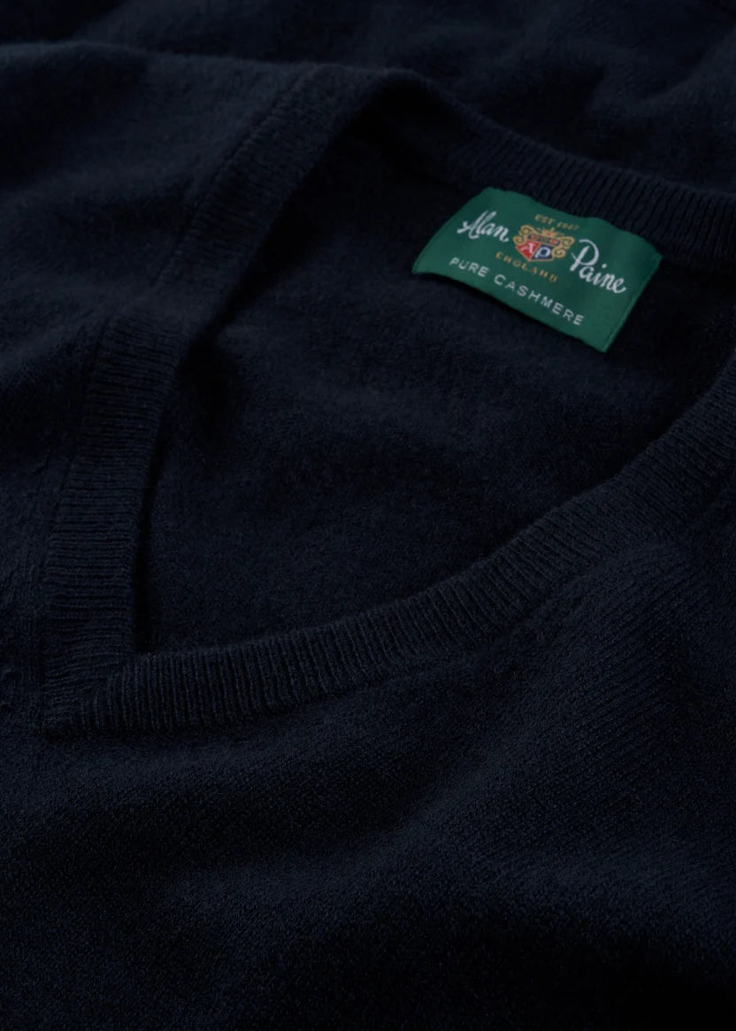 Alan Paine - Haddington V- Neck - Dark Navy