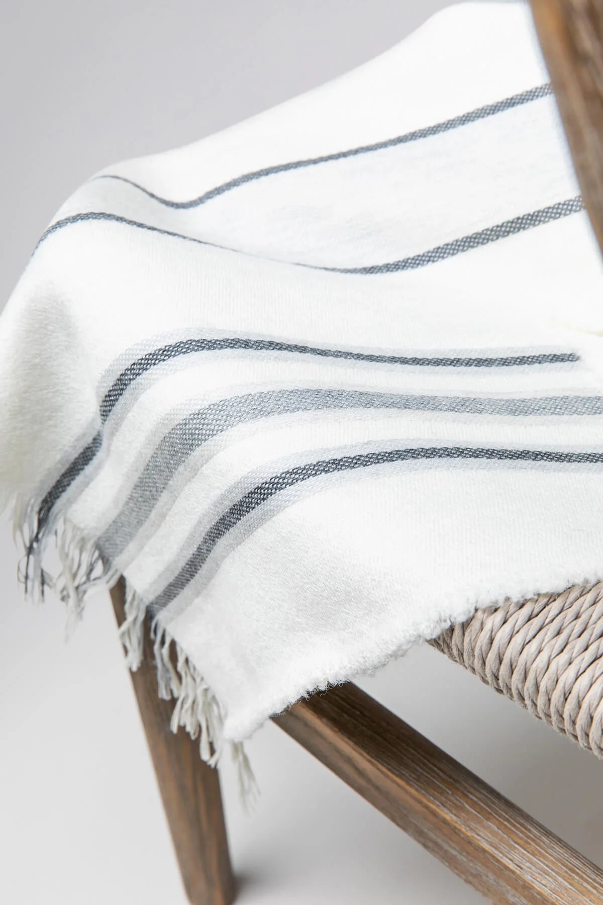 Johnstons of Elgin - Grey Simple Stripe Merino Throw